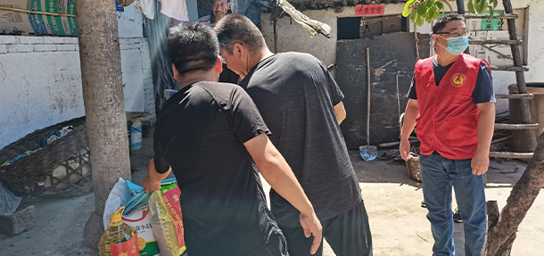 石家庄远大中医皮肤病医院爱心下乡公益行出发——平山县下刘家坪村