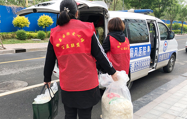 爱心公益下乡行2021春季第二站——灵寿庙台村公益下乡,温暖加倍